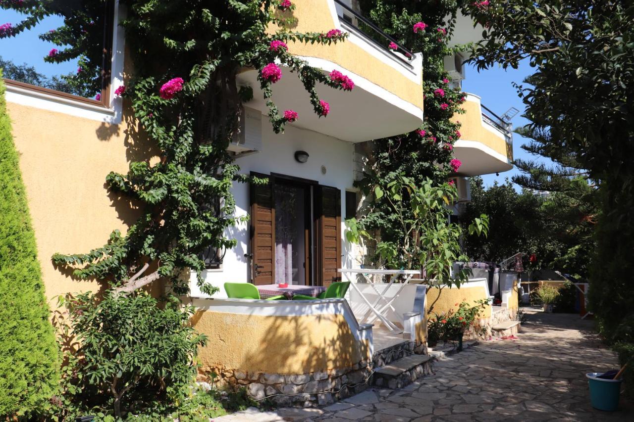 Flower Garden Villa Ksamil Esterno foto