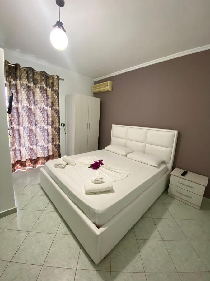 Flower Garden Villa Ksamil Esterno foto