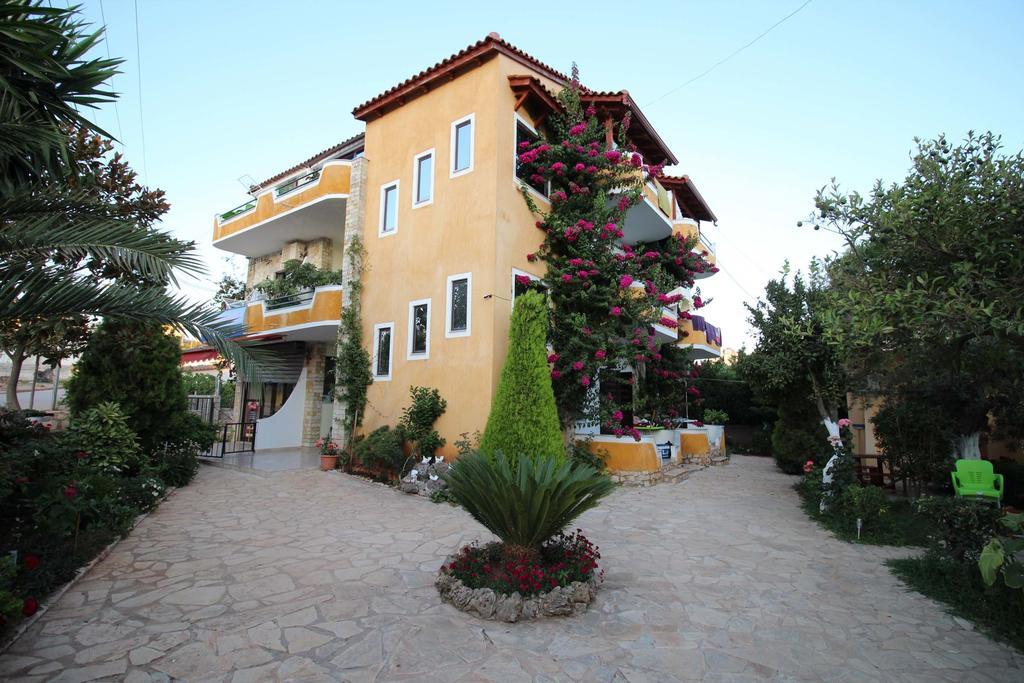 Flower Garden Villa Ksamil Esterno foto