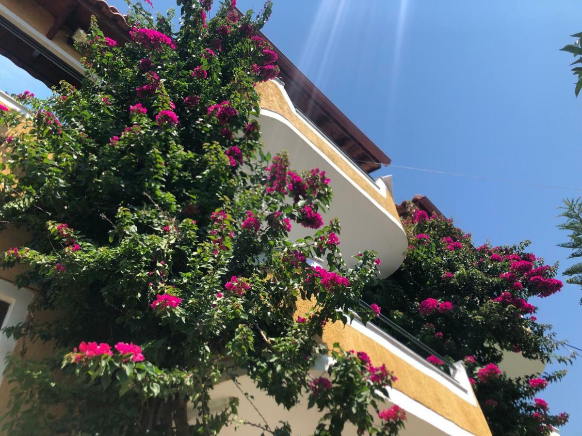 Flower Garden Villa Ksamil Esterno foto